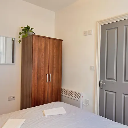Cosy 1 Bedroom Apartment Next To Winter Gardens With Free On-Site Parking, Blackpool Esterno foto
